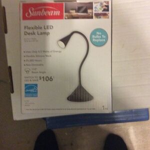 SUNBEAM FLEXIBLE LED DESK LAMP
